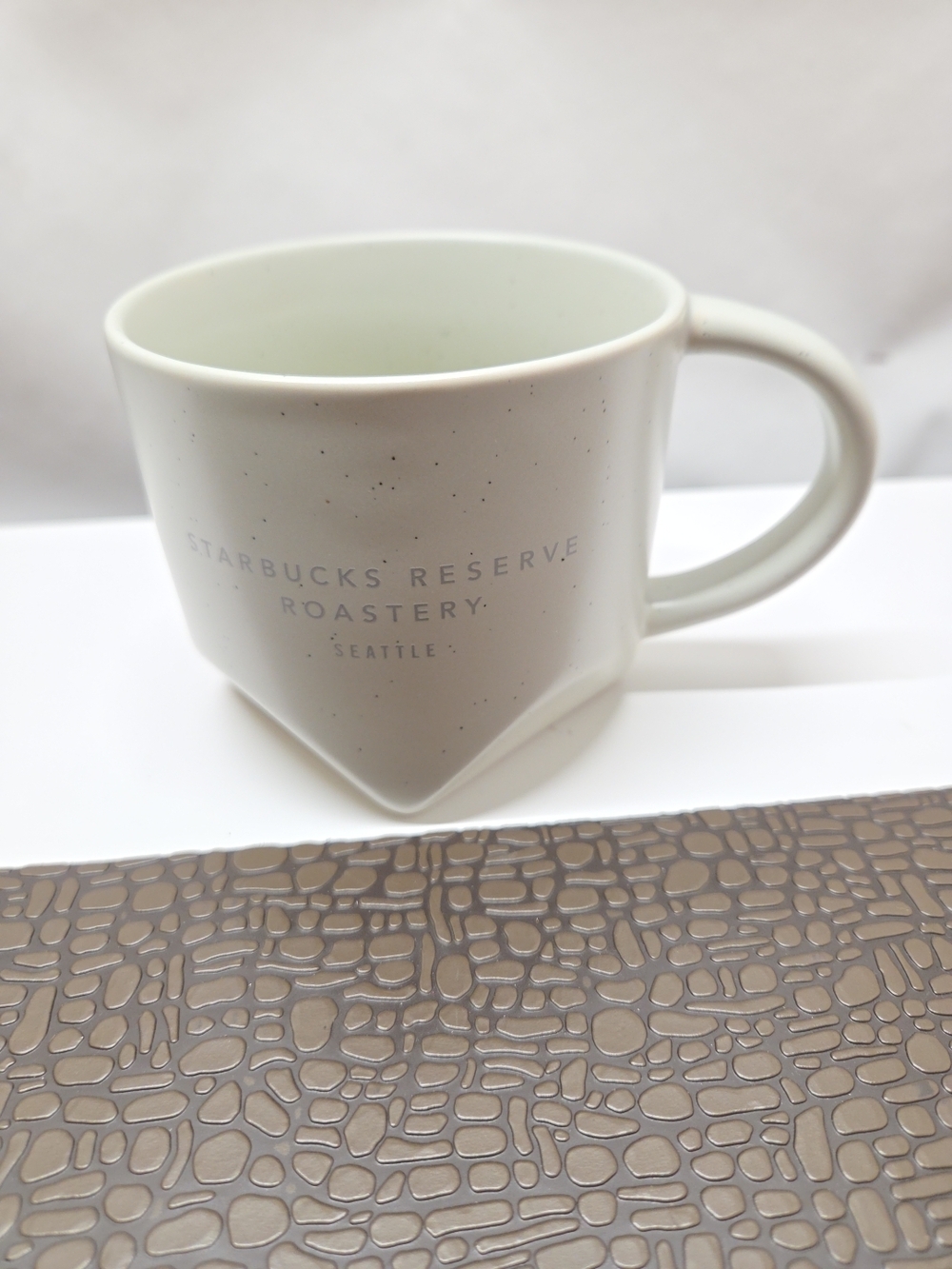 Starbucks Reserve Roastery Seattle Bevel Off Beige Ceramic Coffee Mug Cup 12oz - Picture 2 of 6